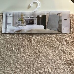 NWT HT Beige/pinkish tint memory foam Accent Mat